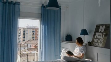 Jak wybrać dobre okno balkonowe i ile trzeba za nie zapłacić?