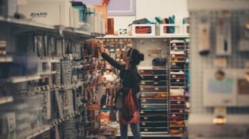 OBI ostrzega przed rośliną zarażoną szkodnikiem. Klienci mają ją spalić lub zwrócić